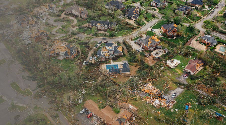 Why choose water damage restoration service for emergency flood repair in Birmingham